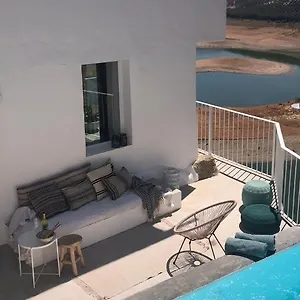 Casa Trece Iznajar